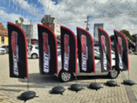 Wind Banner 3D Largura 70cm Altura 2,5mts